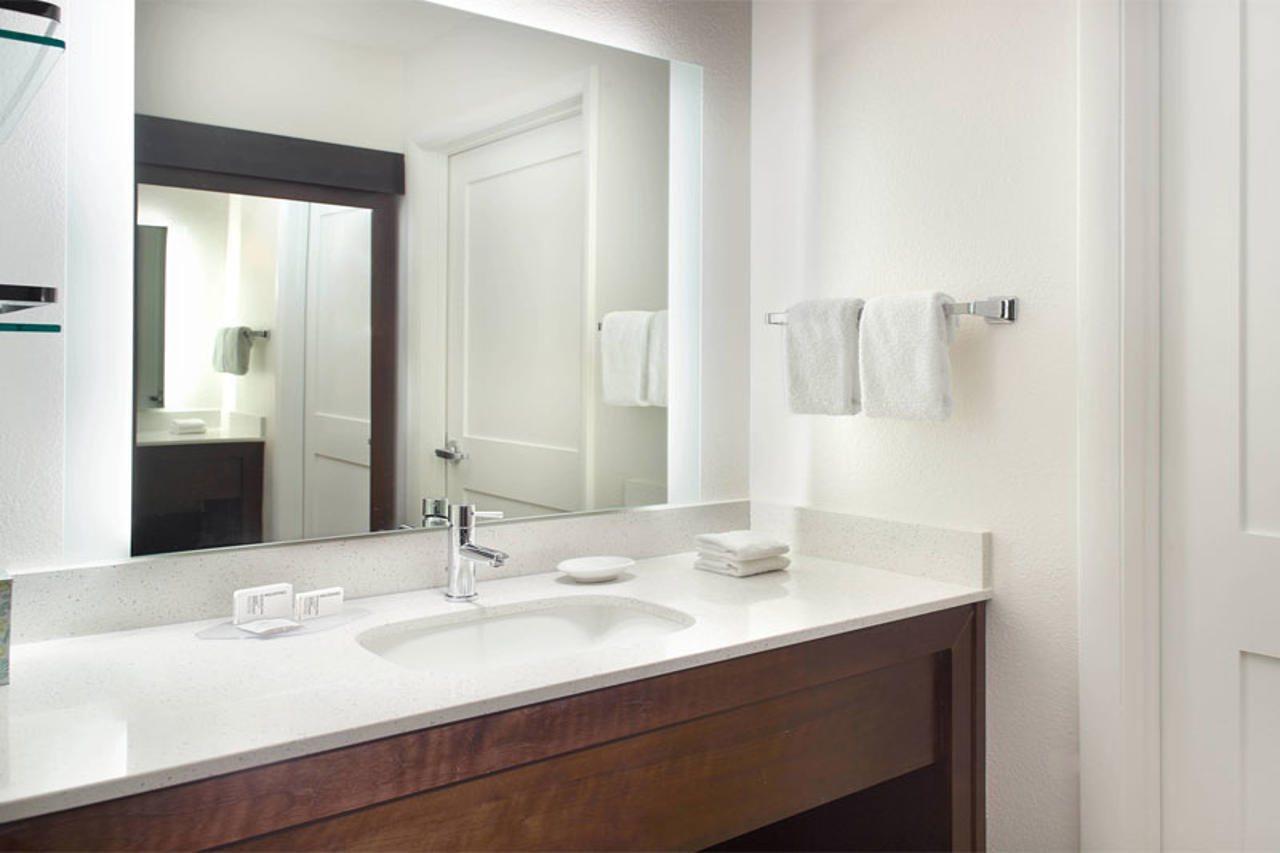 Sonesta Es Suites Raleigh Cary Eksteriør bilde